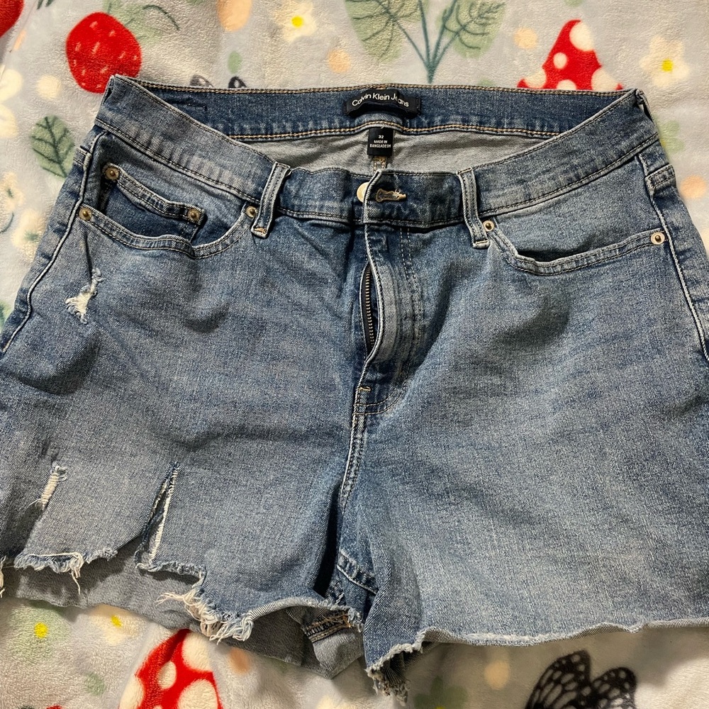 EUC Vintage Calvin Klein Jeans Denim Distressed Shorts